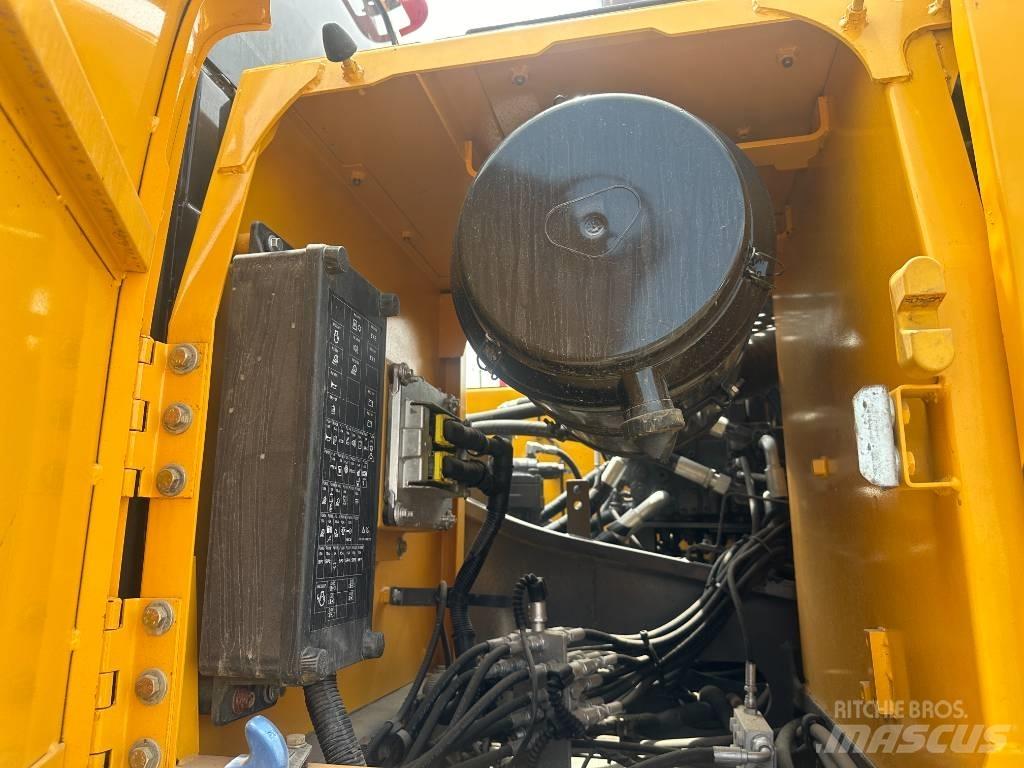 Volvo EC 250 D Koparki gąsienicowe