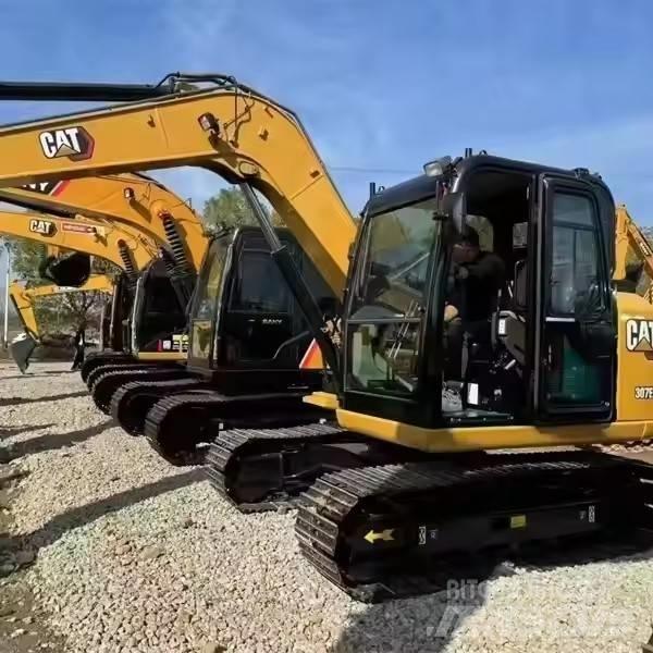 CAT 307 Koparki gąsienicowe