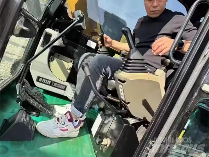 CAT 307 Koparki gąsienicowe