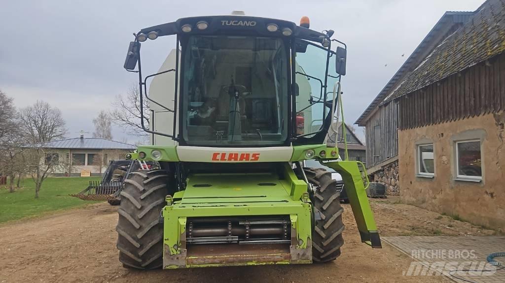 CLAAS Tucano 440 Kombajny zbożowe