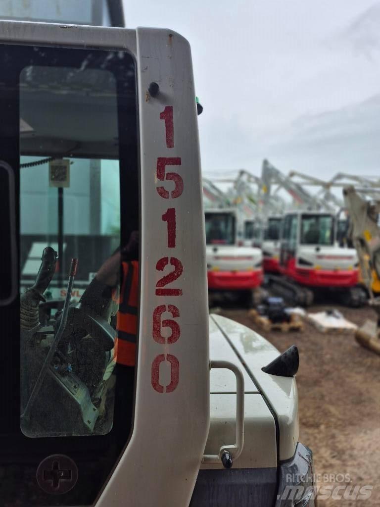 Takeuchi TB 250 Minikoparki