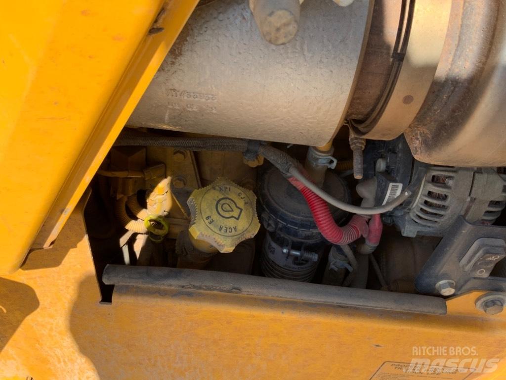 John Deere 750 K Spycharki gąsienicowe