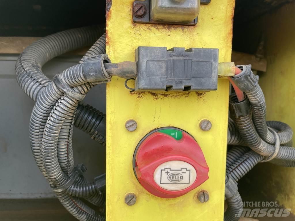 Ammann AP 240 Walce ogumione