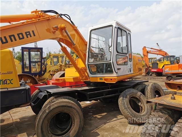 Hyundai R130WD Koparki kołowe