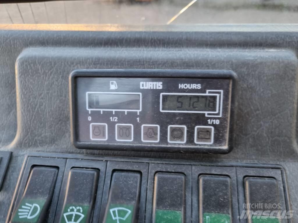 HTF Diesel Truck Maszyny komunalne