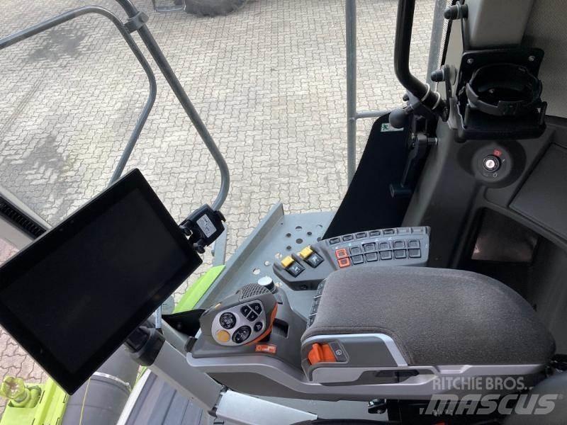 CLAAS LEXION 5300 Kombajny zbożowe