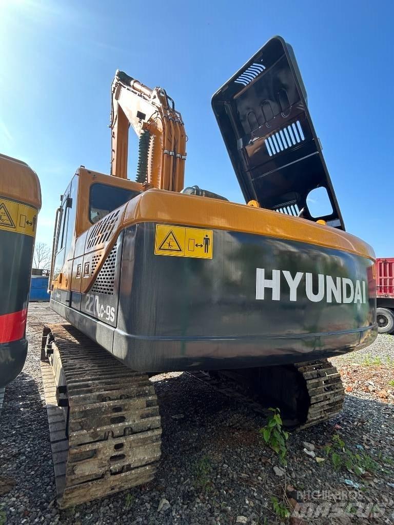 Hyundai 220LC-9S Koparki gąsienicowe