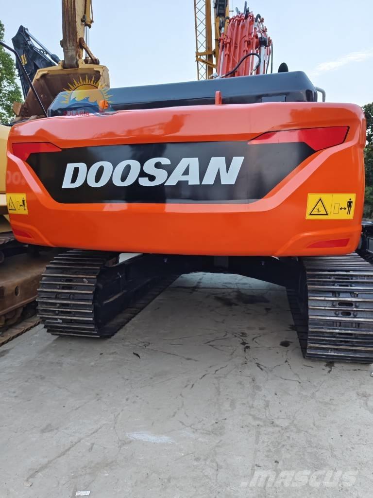 Doosan DX 300 LC Koparki gąsienicowe