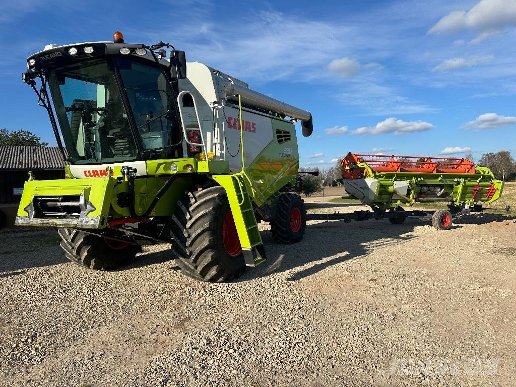 CLAAS Tucano 320 Kombajny zbożowe