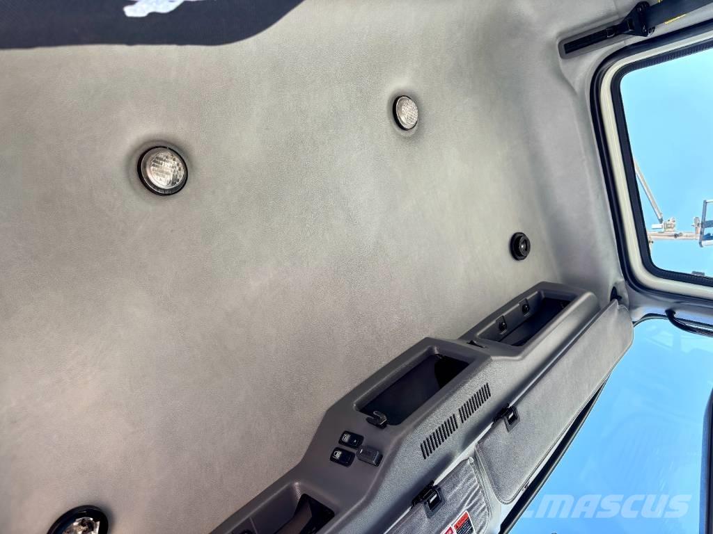 Mack GU813 Ciężarówki z wymienną zabudową