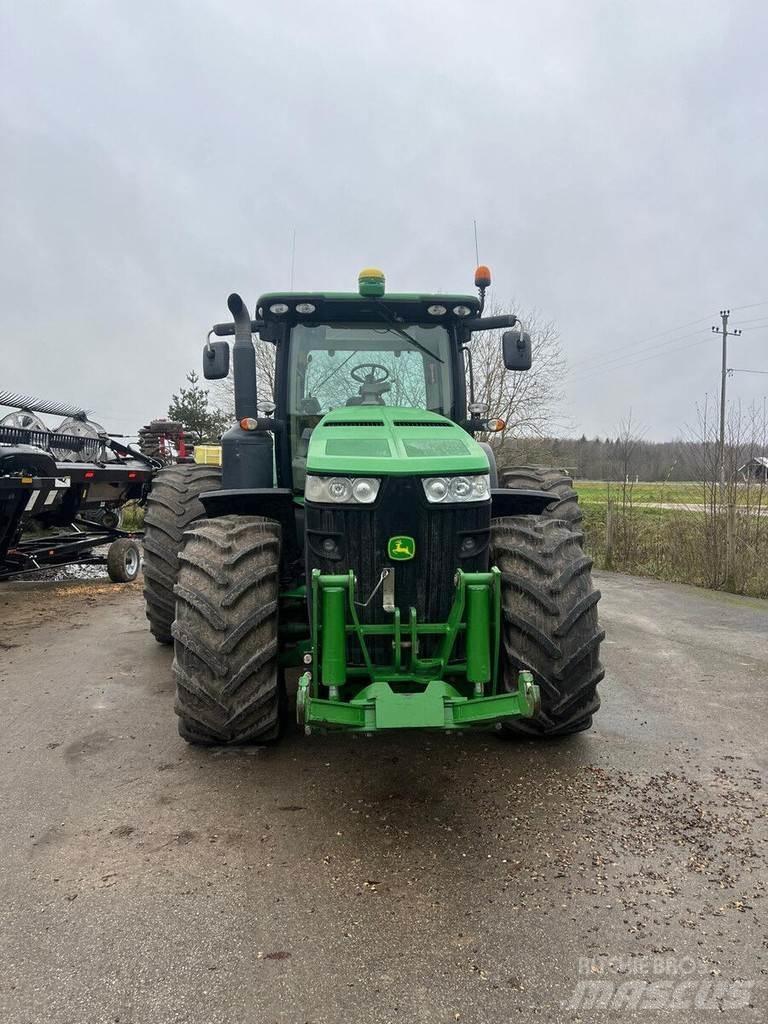 John Deere 8260R Ciągniki rolnicze