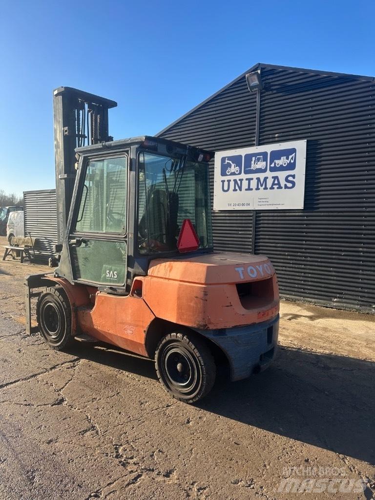 Toyota FD45 Wózki Diesla