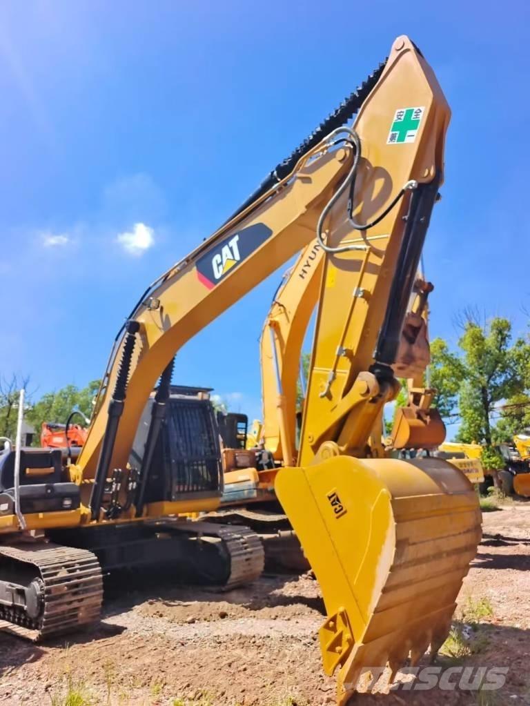 CAT 324 D2L Koparki gąsienicowe
