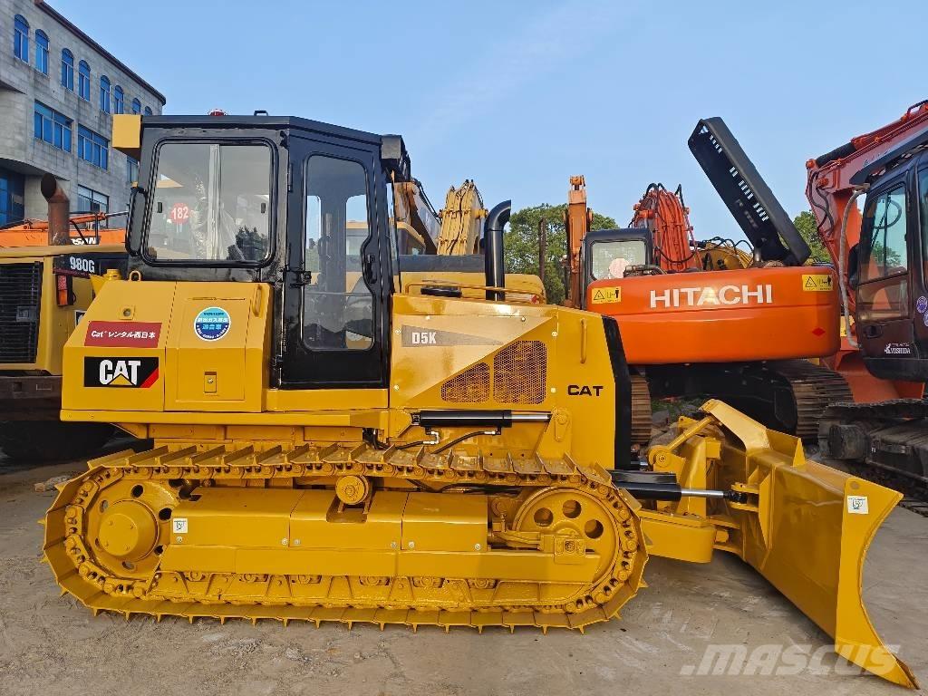 CAT D 5 K Spycharki gąsienicowe