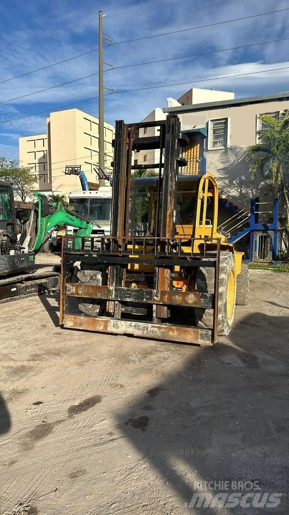 JCB S120 Wózki widłowe terenowe