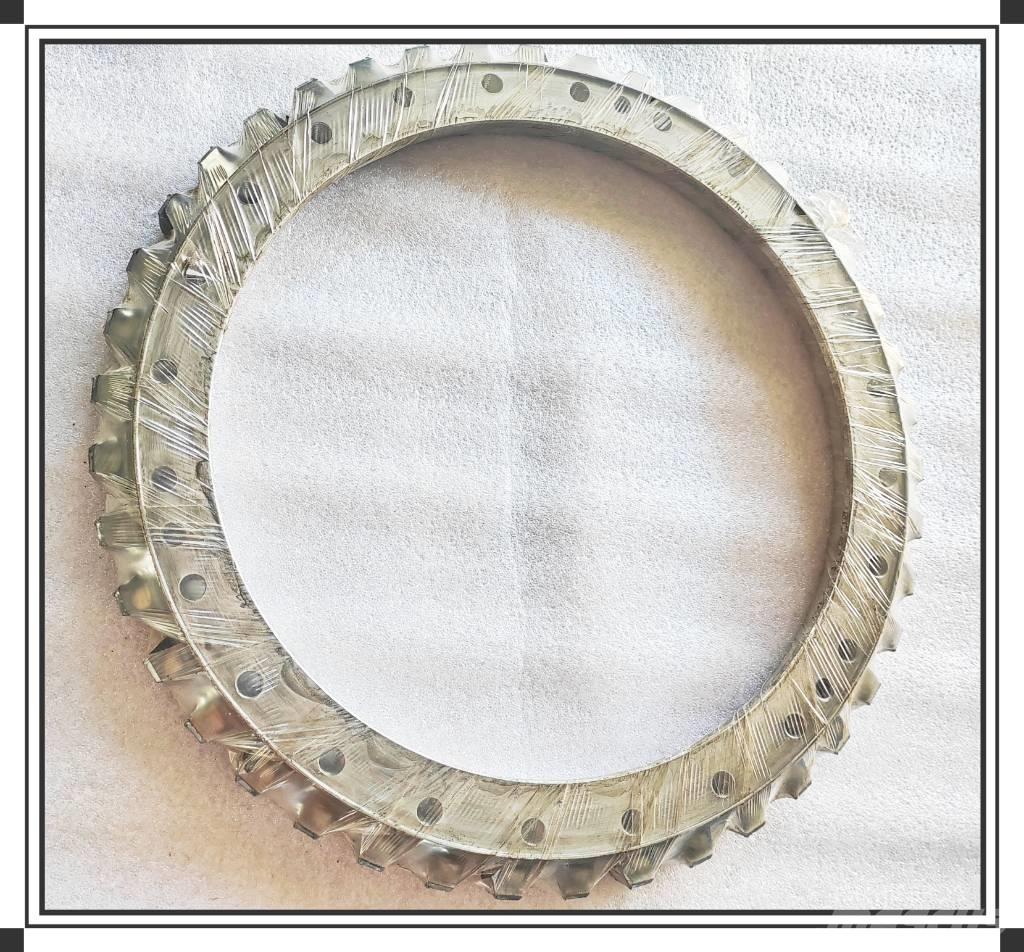 CLAAS Toothed rim Przekładnie