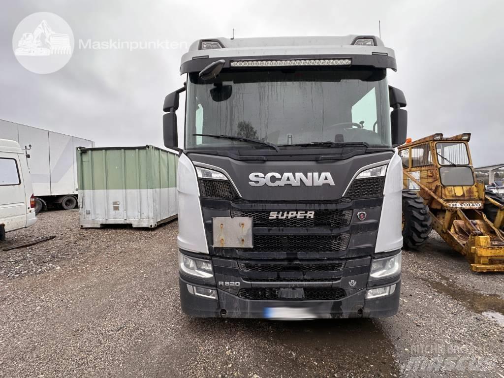 Scania R 520 Samochody ciężarowe ze skrzynią zamkniętą