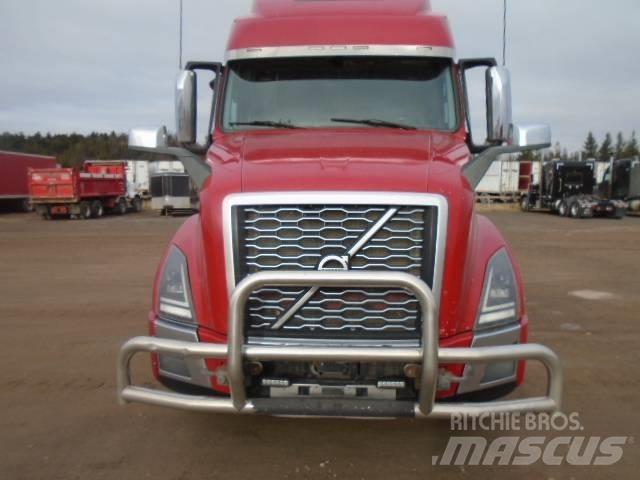 Volvo VNL Inne