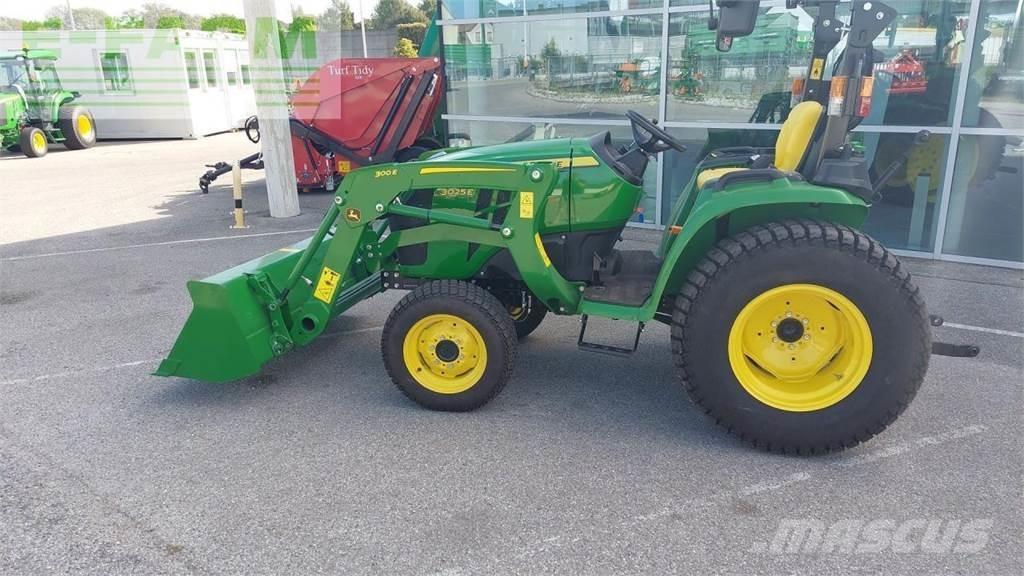 John Deere 3025E Ciągniki rolnicze