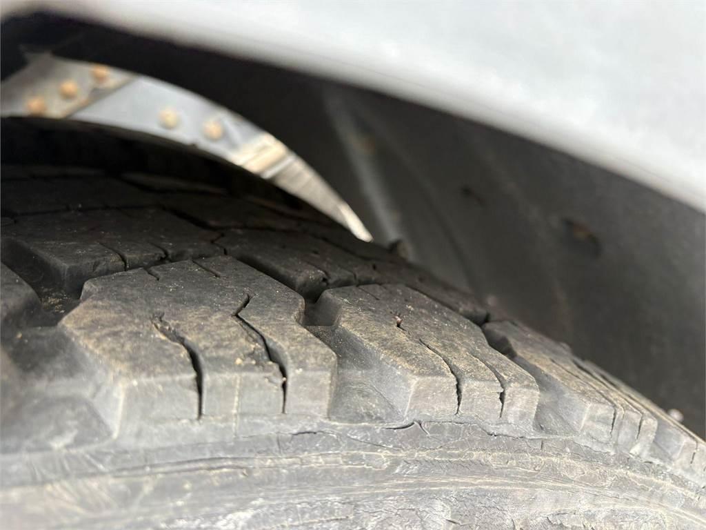 Scania R 12 L Pojazdy pod zabudowę