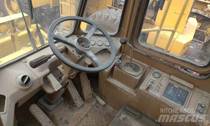 CAT 815 B Zagęszczarki gruntu