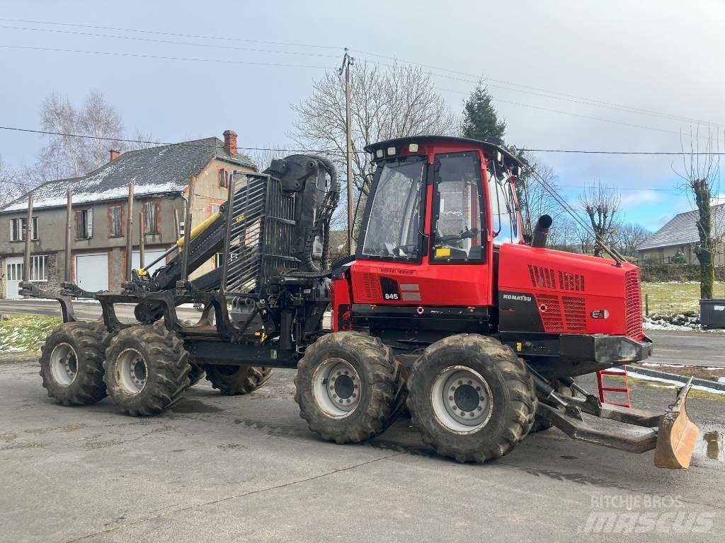 Komatsu 845 Forwardery