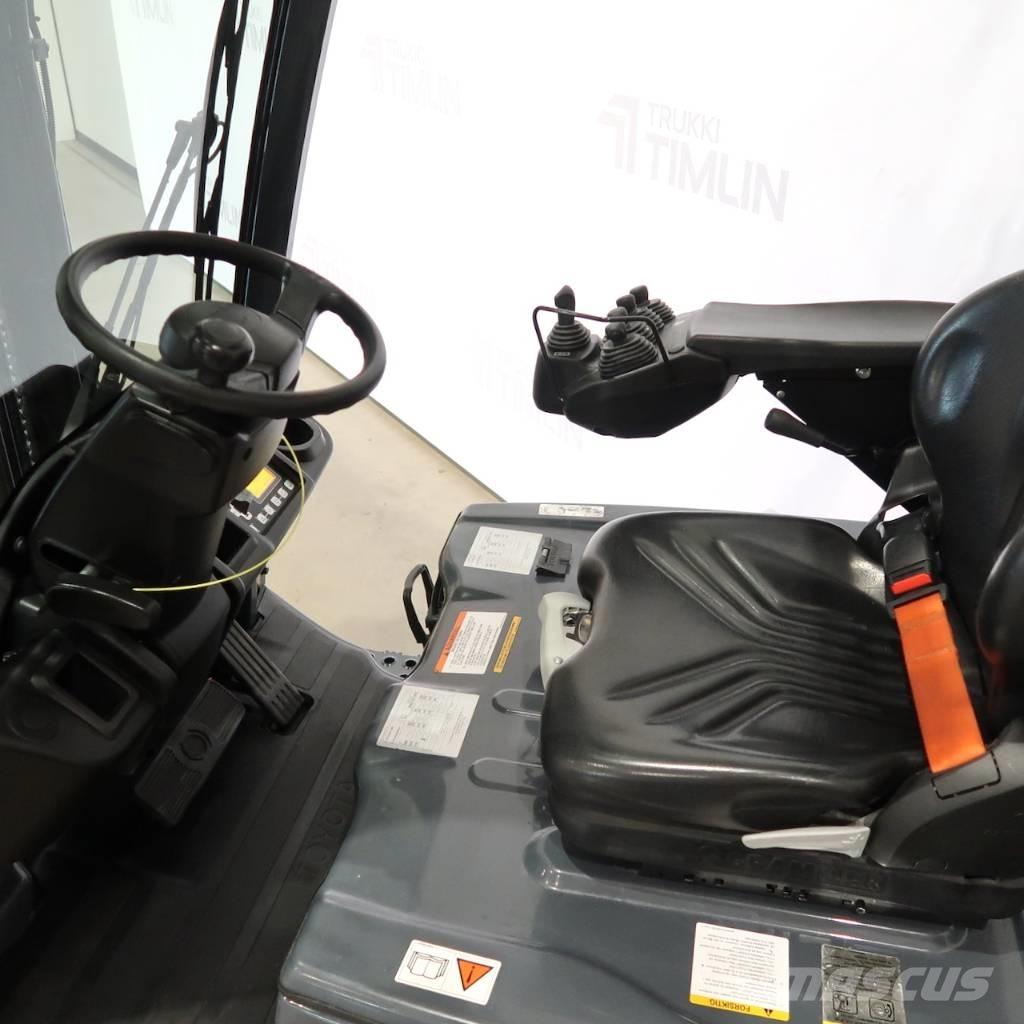 Toyota 8FBEK18T Wózki elektryczne