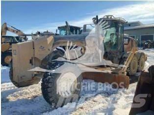 CAT 140M Równiarki