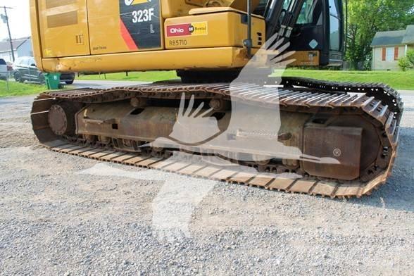 CAT 323FL Koparki gąsienicowe