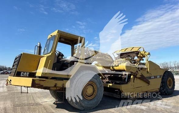 CAT 615C II Skrobaki