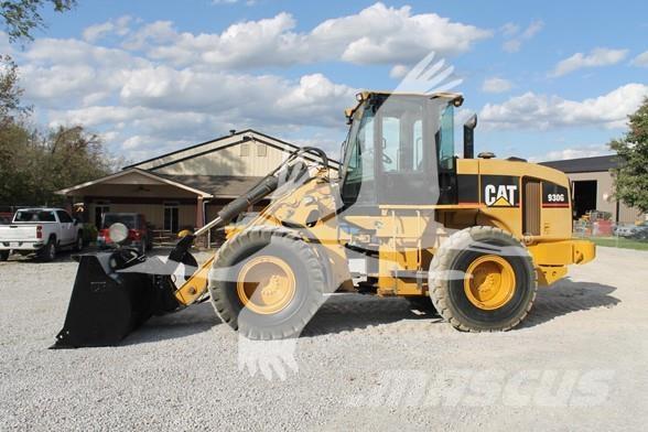 CAT 930G Ładowarki kołowe