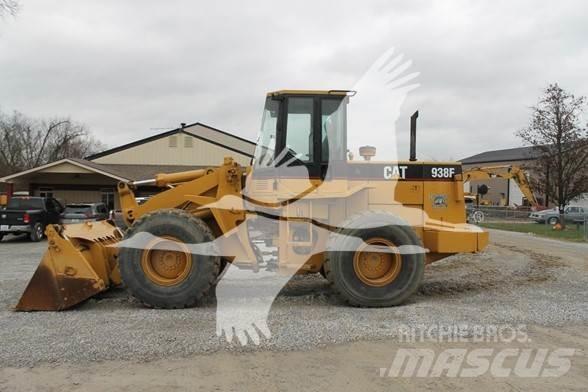 CAT 938F Ładowarki kołowe