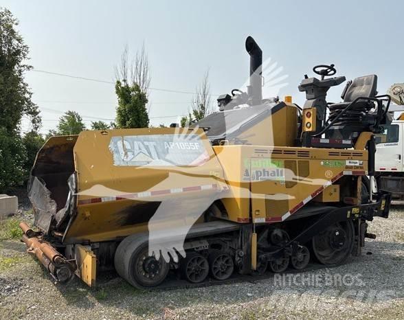 CAT AP-1055F Rozściełacze do asfaltu