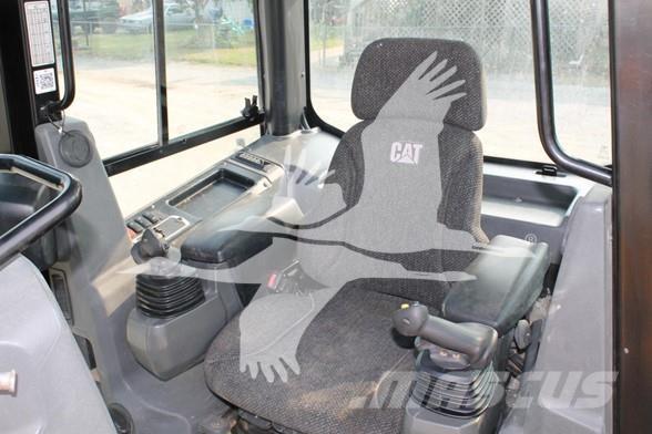 CAT D5K2 LGP Spycharki gąsienicowe