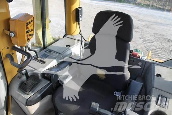 CAT D6N XL Spycharki gąsienicowe