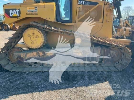 CAT D6T Spycharki gąsienicowe