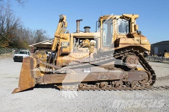 CAT D8N Spycharki gąsienicowe