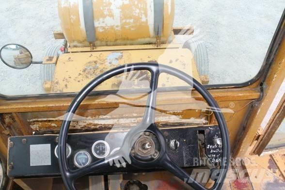 Rosco RB28 Zamiatarki - Zgarniarki - Odśnieżarki