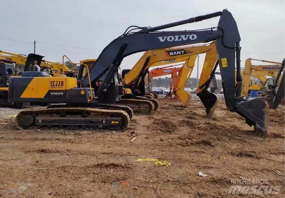 Volvo EC 220 Koparki gąsienicowe