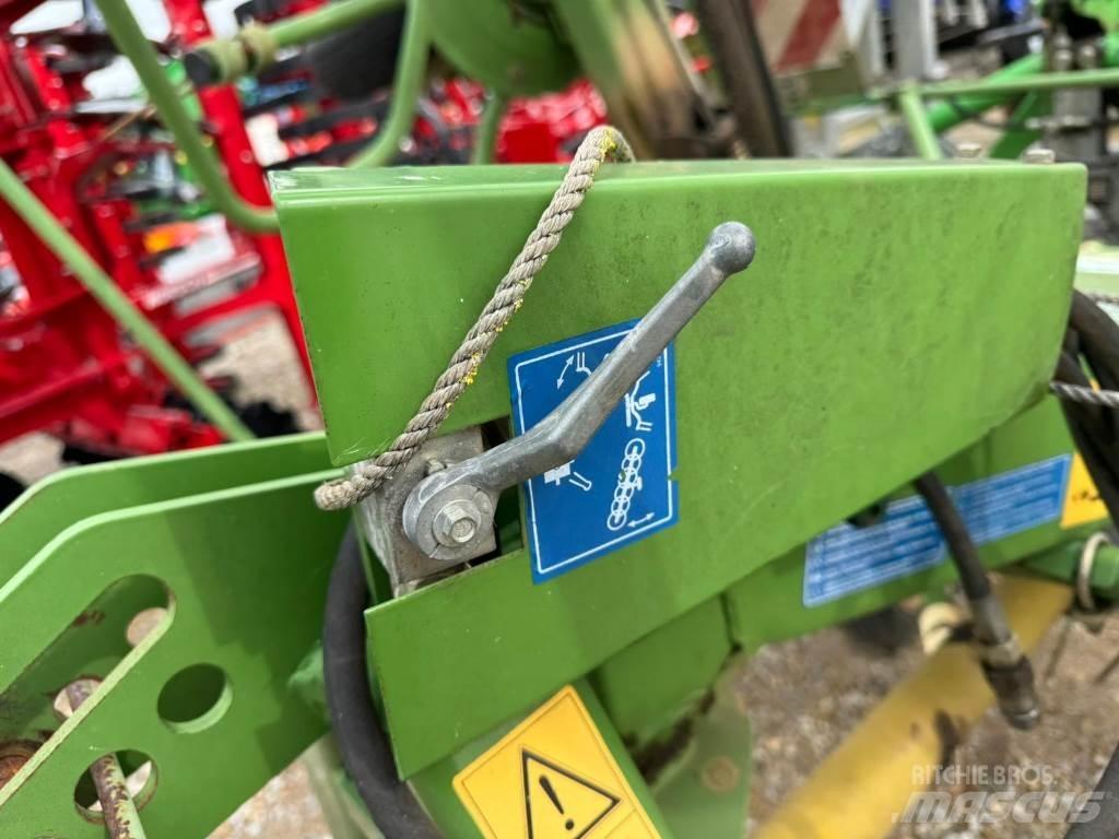 Krone KW672/6 Zgrabiarki i przetrząsacze