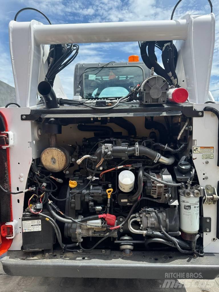 Bobcat T 740 Ładowarki burtowe