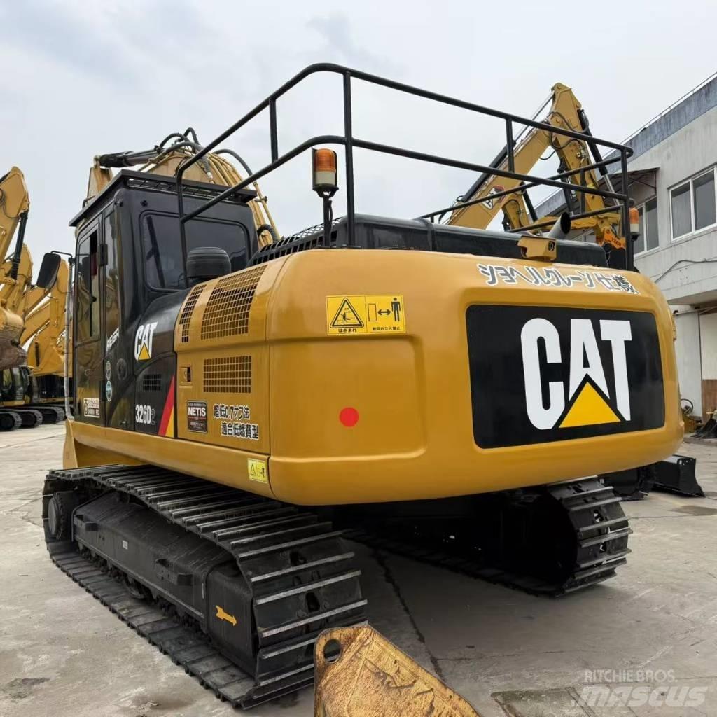 CAT 326D2 Midikoparki  7t - 12t