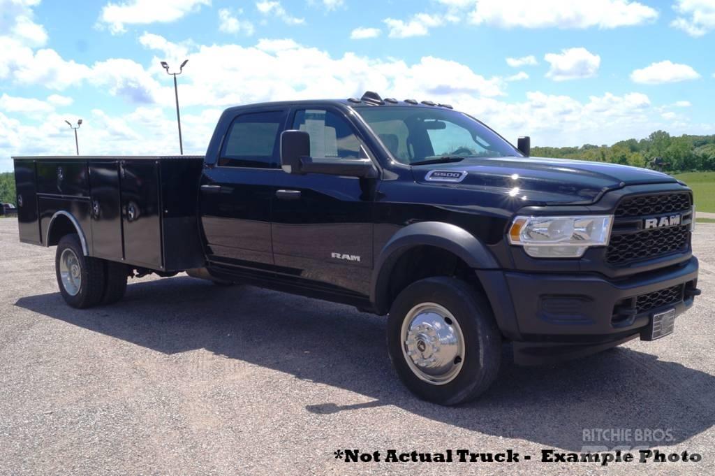 RAM 5500 TRADESMAN Pick-upy / Pojazdy z otwieranymi burtami