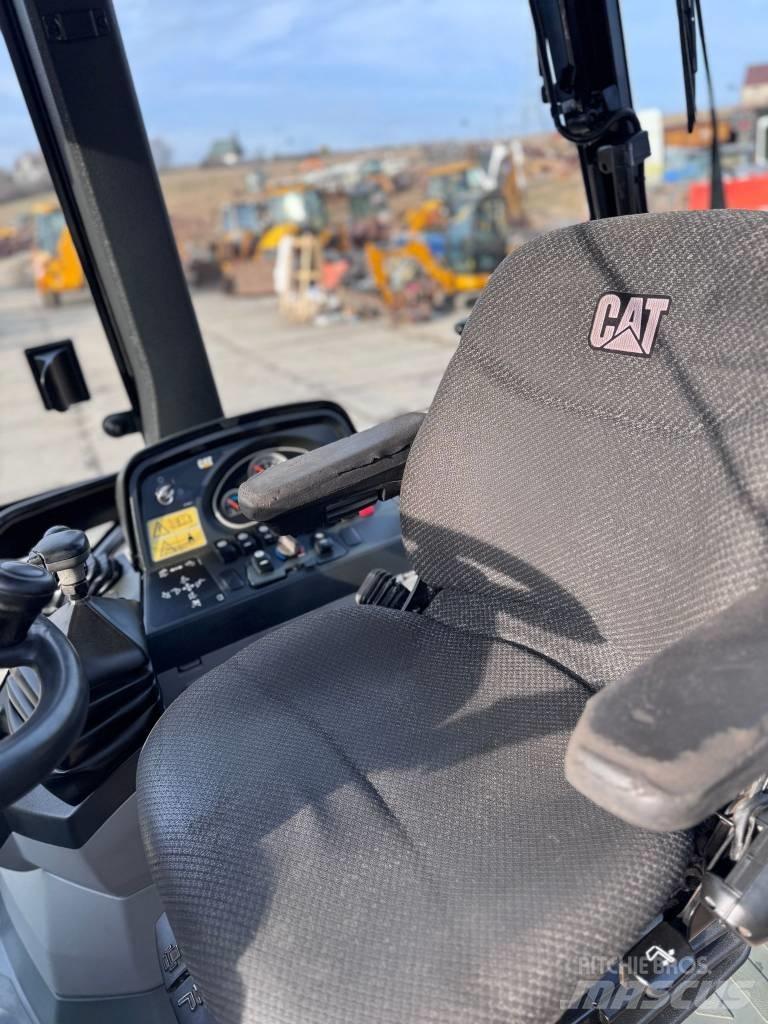 CAT 428 E Koparko-ładowarki