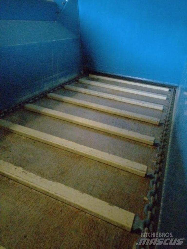 Bunning LL60 Rozrzutnik obornika
