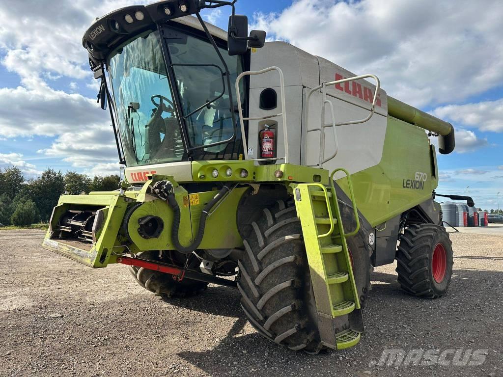 CLAAS Lexion 670 Kombajny zbożowe