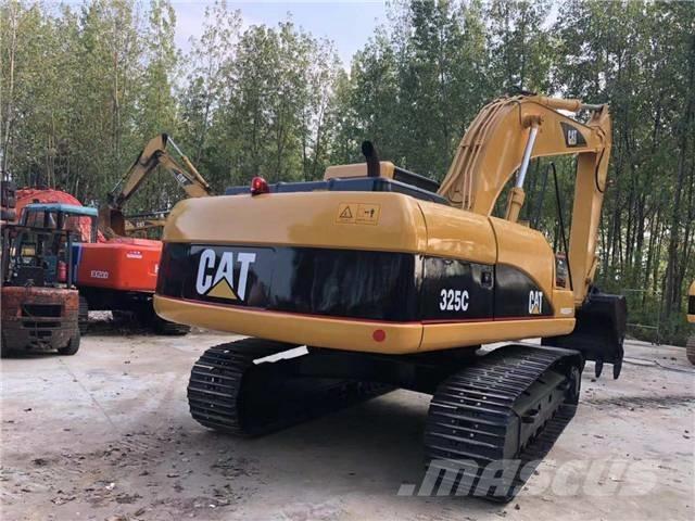 CAT 325 Koparki gąsienicowe