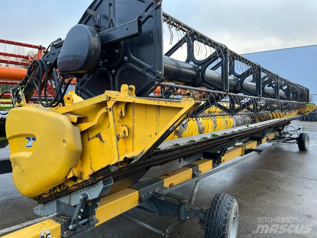 New Holland CR 9.90 Kombajny zbożowe