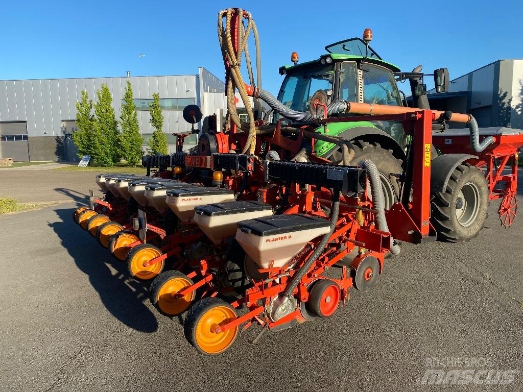 Kuhn Planter 2 Siewniki punktowe