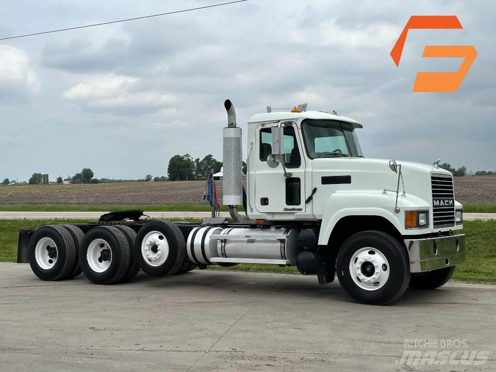 Mack CHN 613 Ciągniki siodłowe